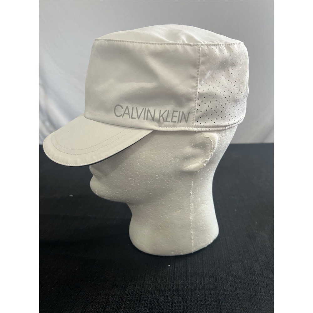 White Calvin Klein Golf Ball Sports Women's /Men's Summer Vented Cap NWOT Adjust